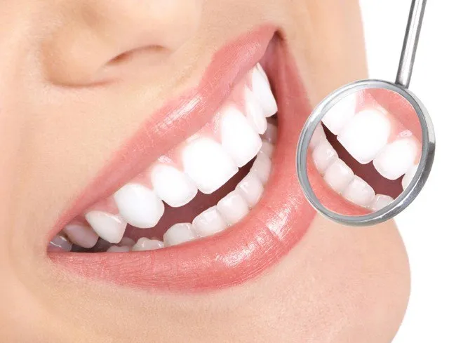 các mẹo làm trắng răng